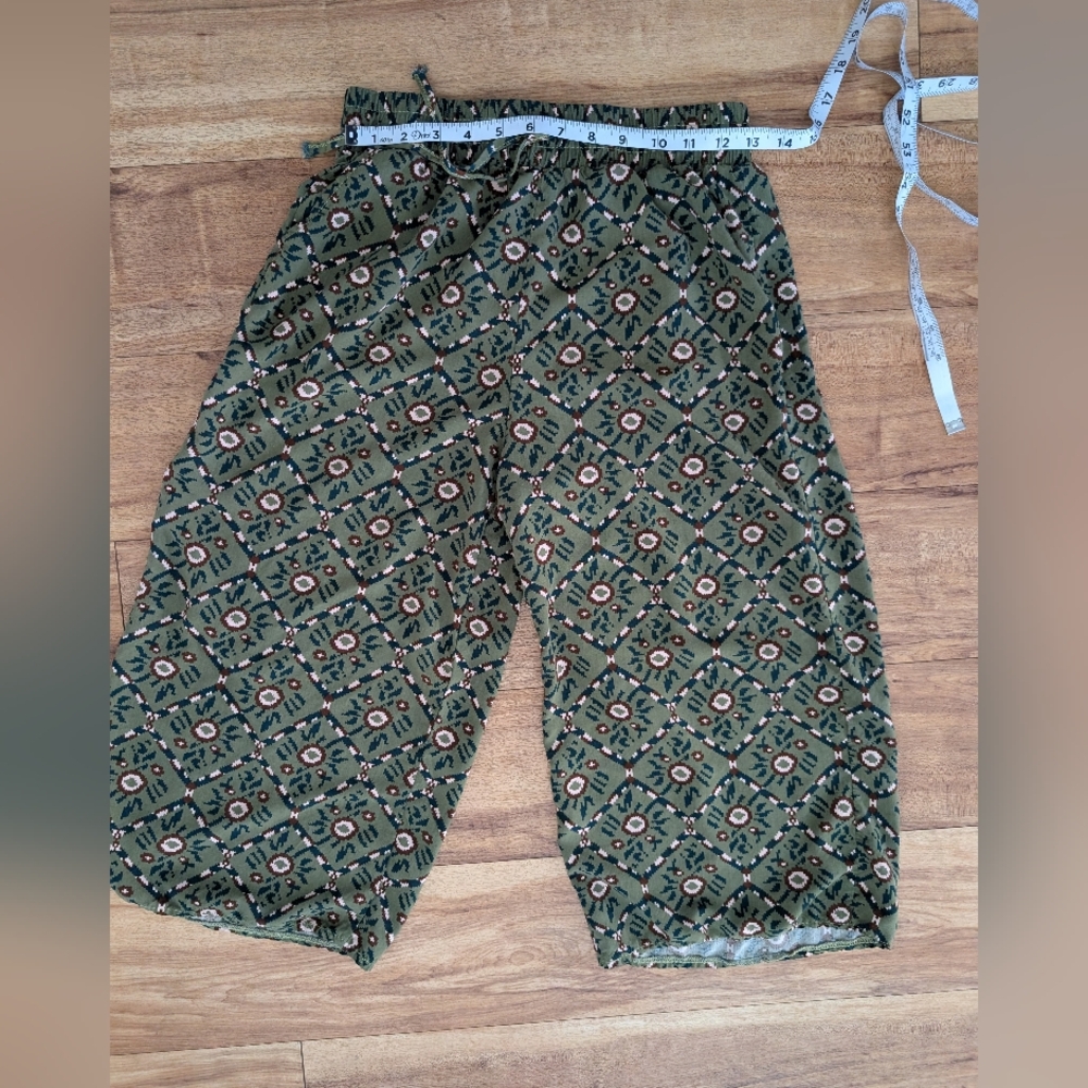 Rene Ricci Green Patterned Cropped Pants - Picture 5 of 7